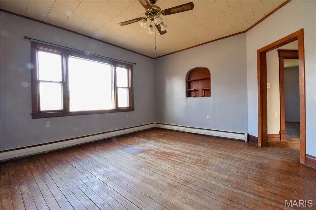 519 North Maple Street Staunton, IL 62088 - Photo 10 of 34