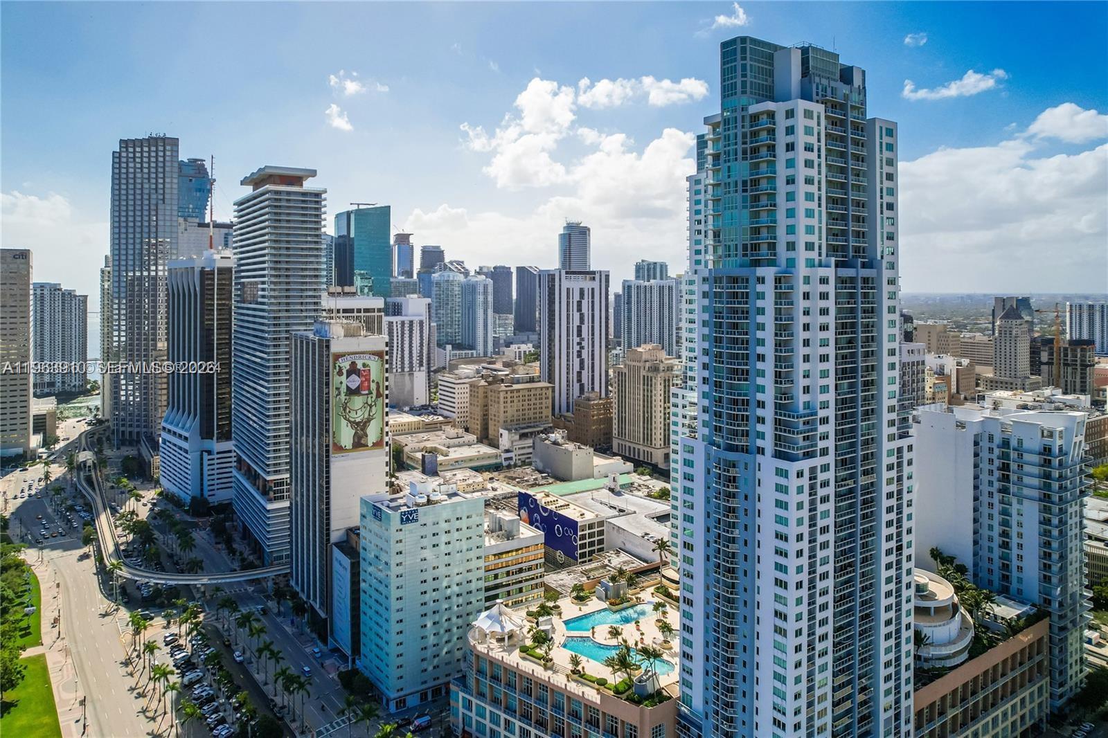 253 Northeast 2nd Street, Unit 433 Miami, FL 33132 - Photo 24 of 32 a view of city
