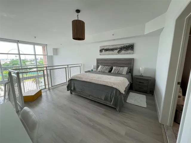 $3,500 | 253 Northeast 2nd Street, Unit 433, Miami, FL 33132