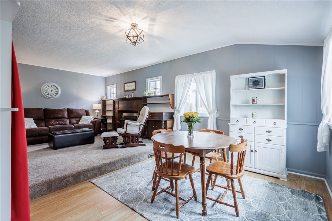 189 Cinnabar Road Irondequoit, NY 14617 - Photo 8 of 31