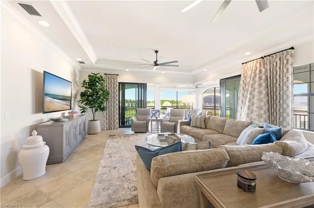 $3,150,000 | 2555 Marquesa Royale Lane, Unit 1, Naples, FL 34109