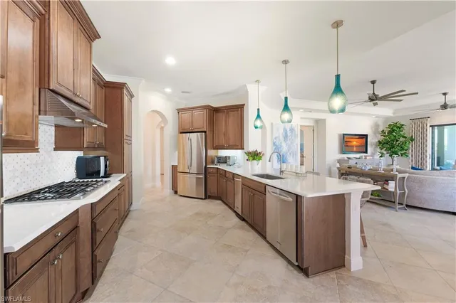 $3,150,000 | 2555 Marquesa Royale Lane, Unit 1, Naples, FL 34109