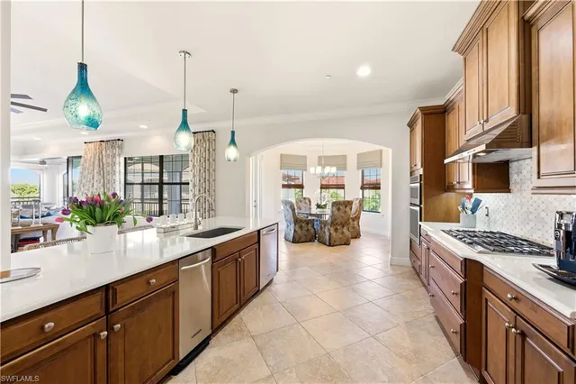 $3,150,000 | 2555 Marquesa Royale Lane, Unit 1, Naples, FL 34109