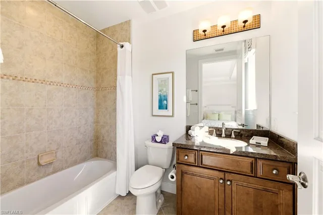 $3,150,000 | 2555 Marquesa Royale Lane, Unit 1, Naples, FL 34109