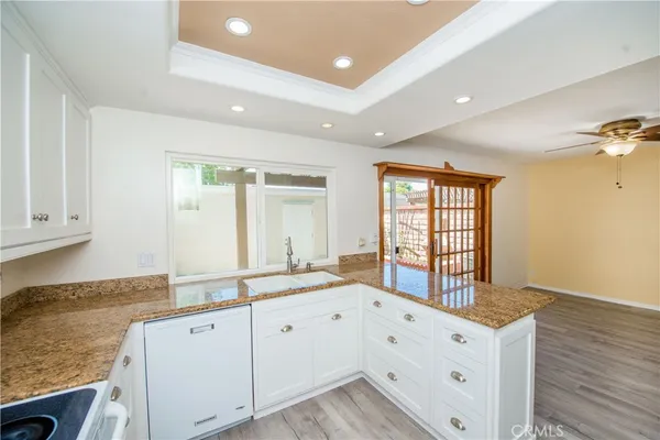 $3,995 | 21147 VÃa Canon, Unit 17, Yorba Linda, CA 92887
