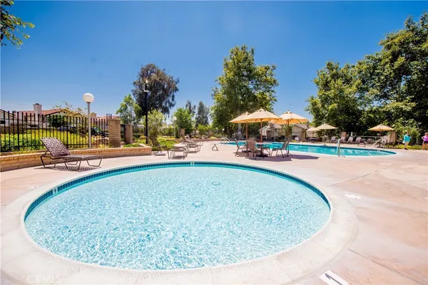 $3,995 | 21147 VÃa Canon, Unit 17, Yorba Linda, CA 92887