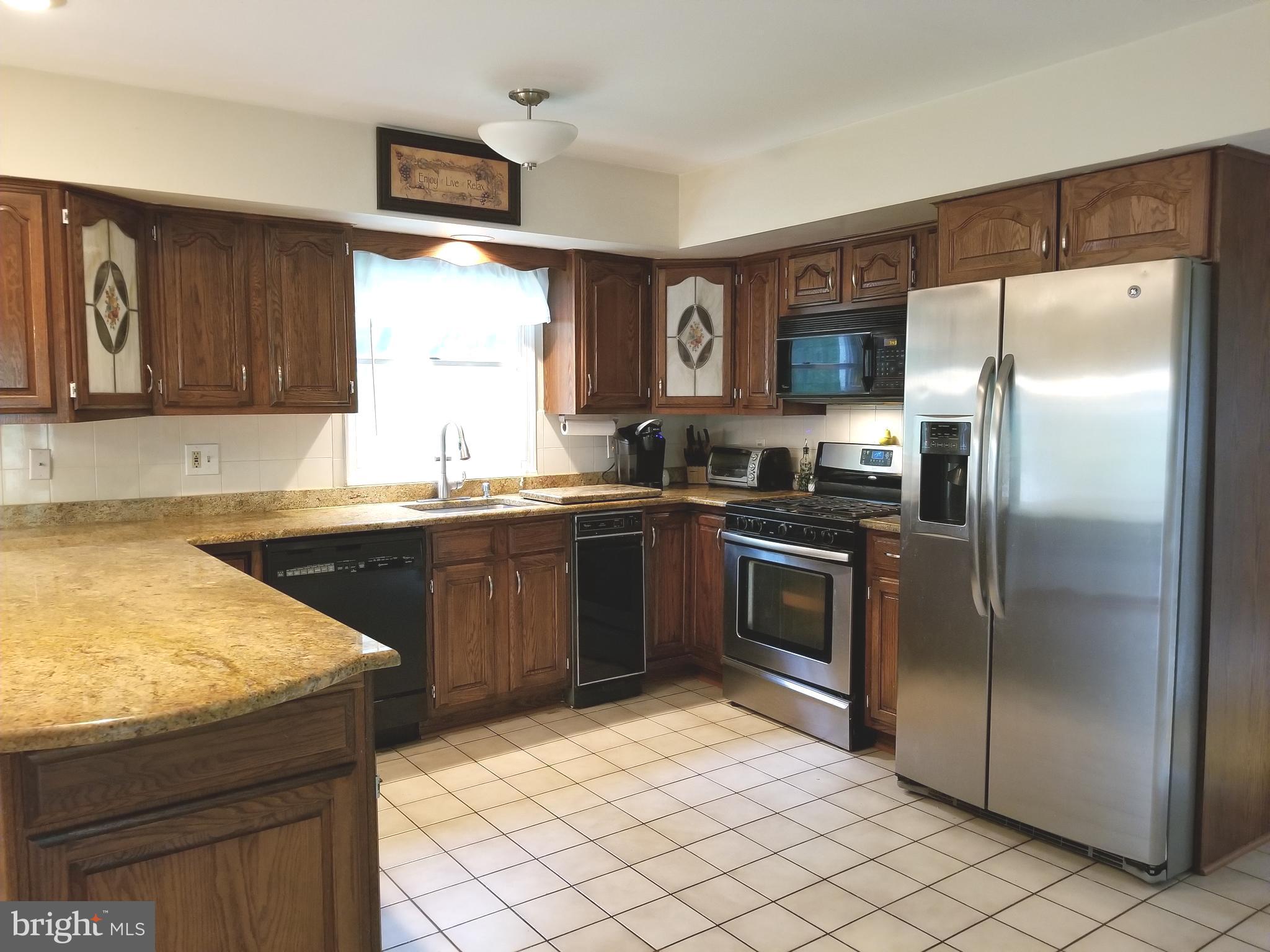 1000 Broad Run Road West Chester, PA 19380 - Photo 7 of 29 Kitchen with Granite Counter tops.