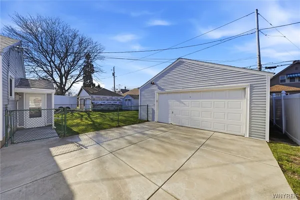 $199,900 | 254 Spaulding Street, North Tonawanda, NY 14120