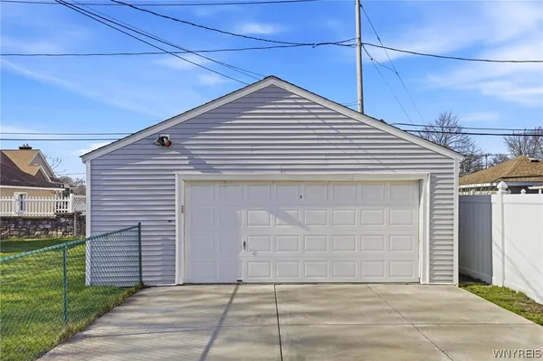 $199,900 | 254 Spaulding Street, North Tonawanda, NY 14120