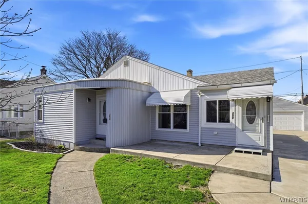 $199,900 | 254 Spaulding Street, North Tonawanda, NY 14120