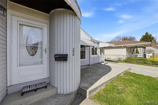 $199,900 | 254 Spaulding Street, North Tonawanda, NY 14120