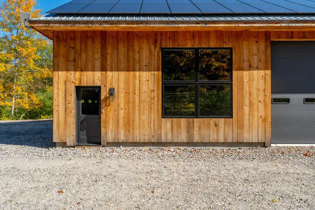 $2,980,000 | 59 Bobcat Way, Norway, ME 04268