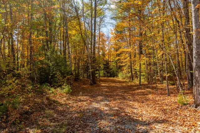 $2,980,000 | 59 Bobcat Way, Norway, ME 04268