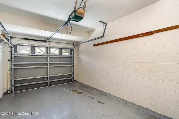 $2,000 | 400 Trotter Lane, Unit 102, Melbourne, FL 32940