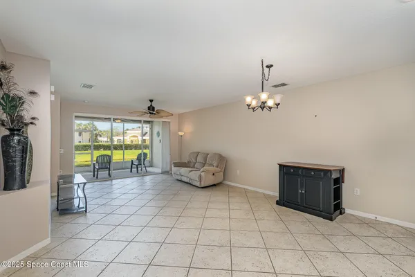 $2,000 | 400 Trotter Lane, Unit 102, Melbourne, FL 32940