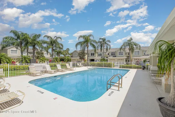 $2,000 | 400 Trotter Lane, Unit 102, Melbourne, FL 32940