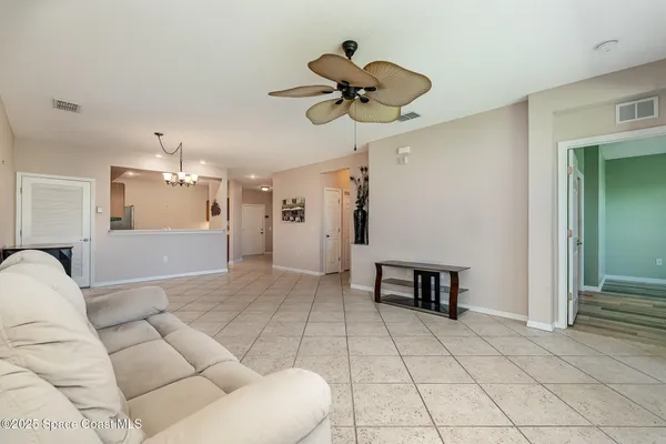 $2,000 | 400 Trotter Lane, Unit 102, Melbourne, FL 32940