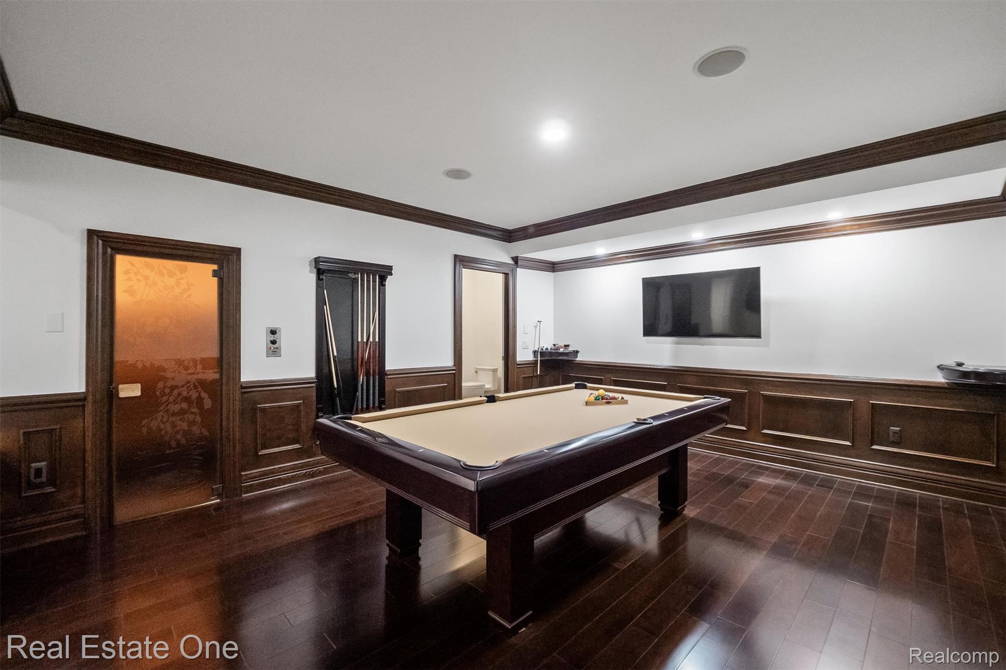 1343 Orchard Ridge Road Bloomfield Hills, MI 48304 - Photo 36 of 58 087-Orchard Ridge-13.jpg