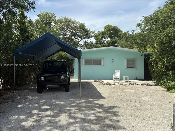 $2,800 | 8 Jewfish Avenue, Key Largo, FL 33037