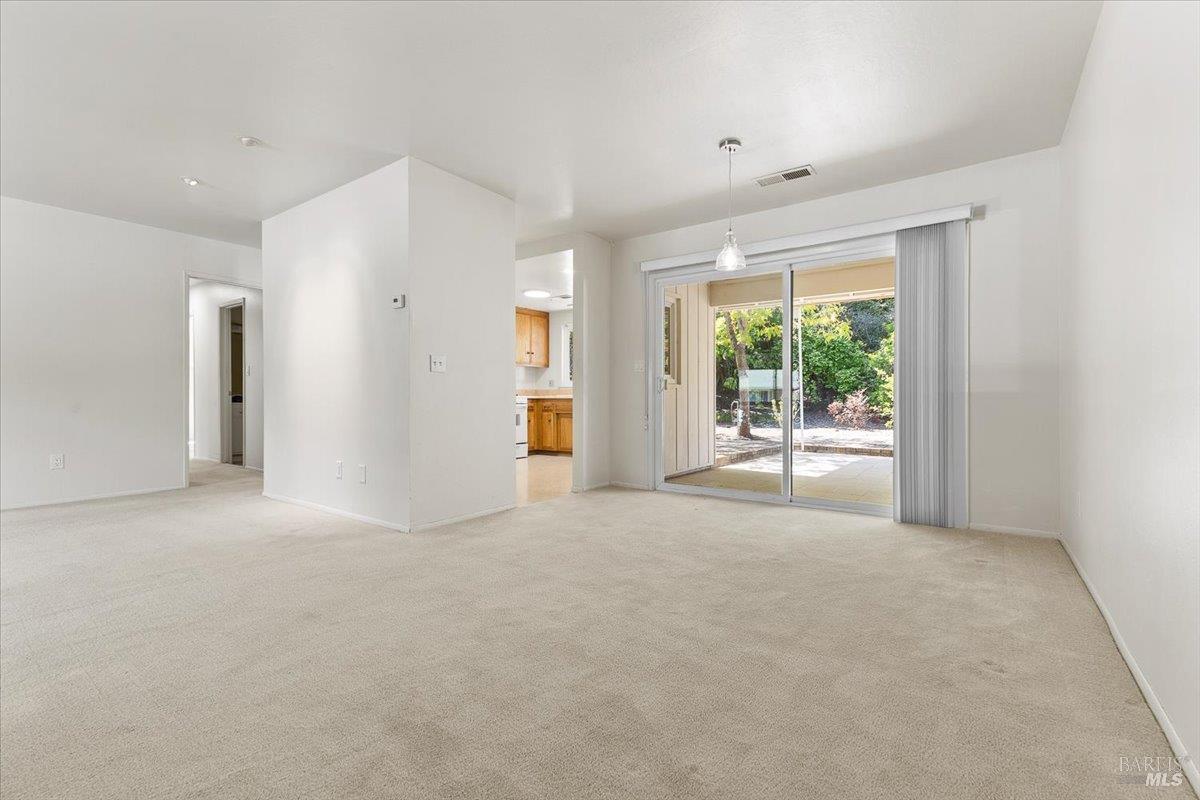 417 Deerfield Circle Santa Rosa, CA 95409 - Photo 12 of 48