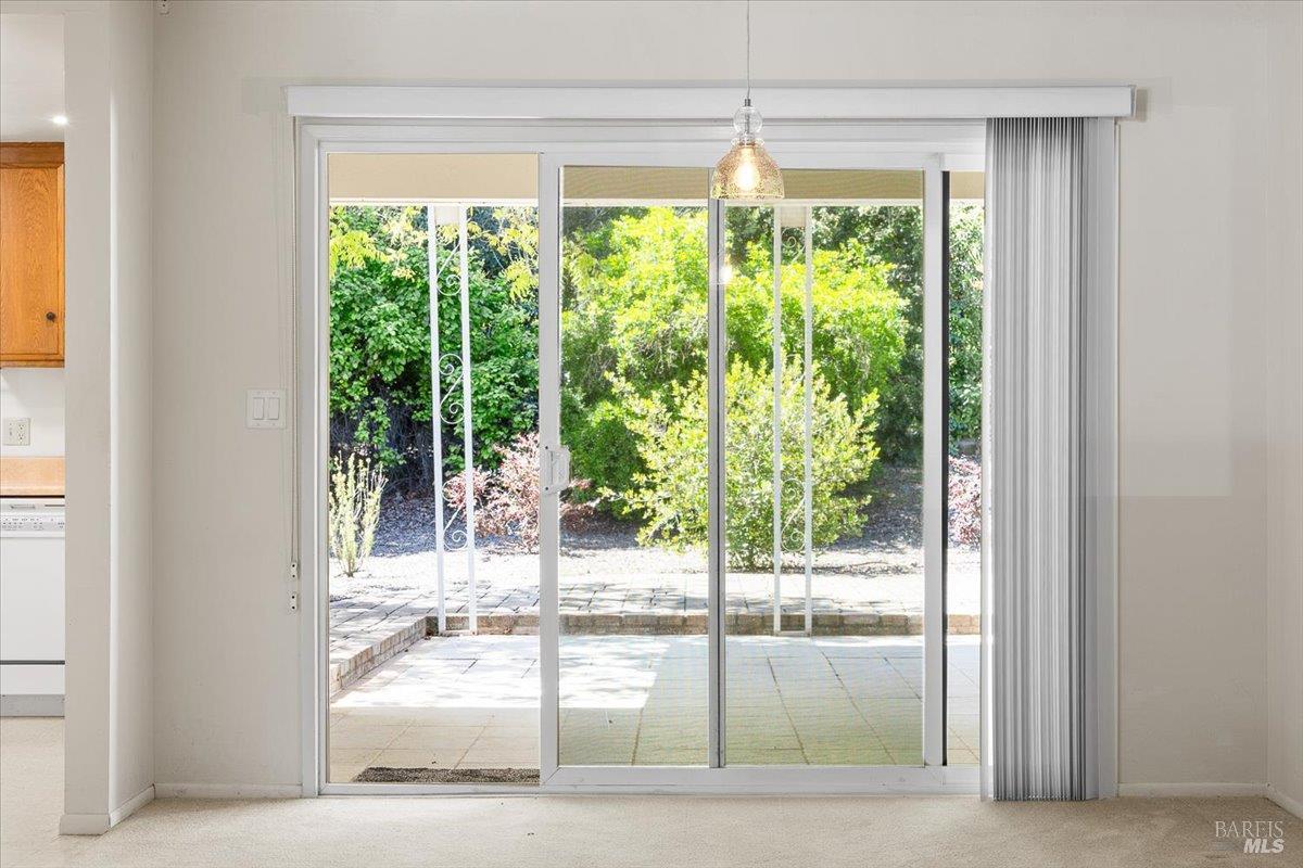 417 Deerfield Circle Santa Rosa, CA 95409 - Photo 13 of 48 Looking to the backyard from the dining area.