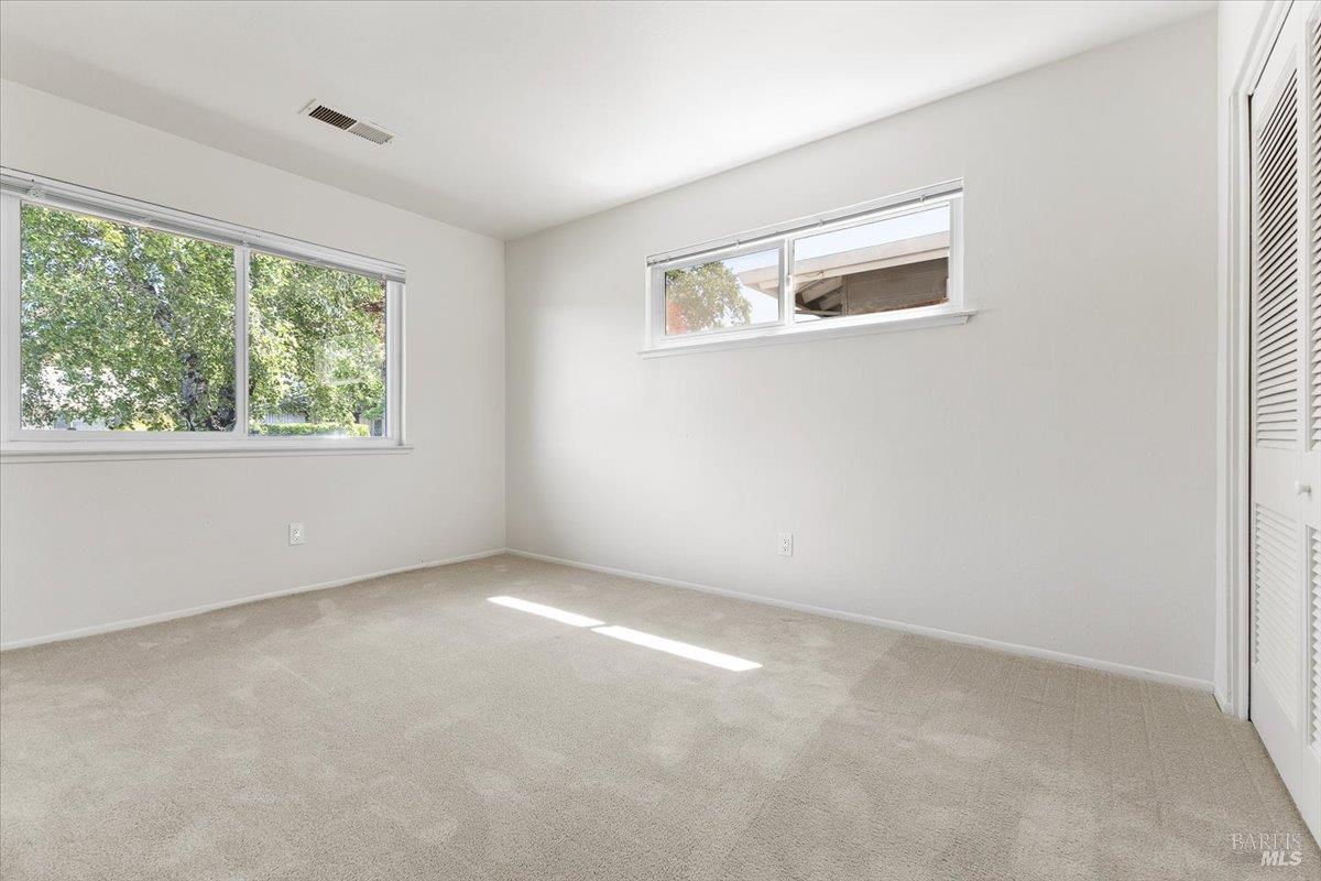 417 Deerfield Circle Santa Rosa, CA 95409 - Photo 22 of 48 Guest bedroom looking to front yard.