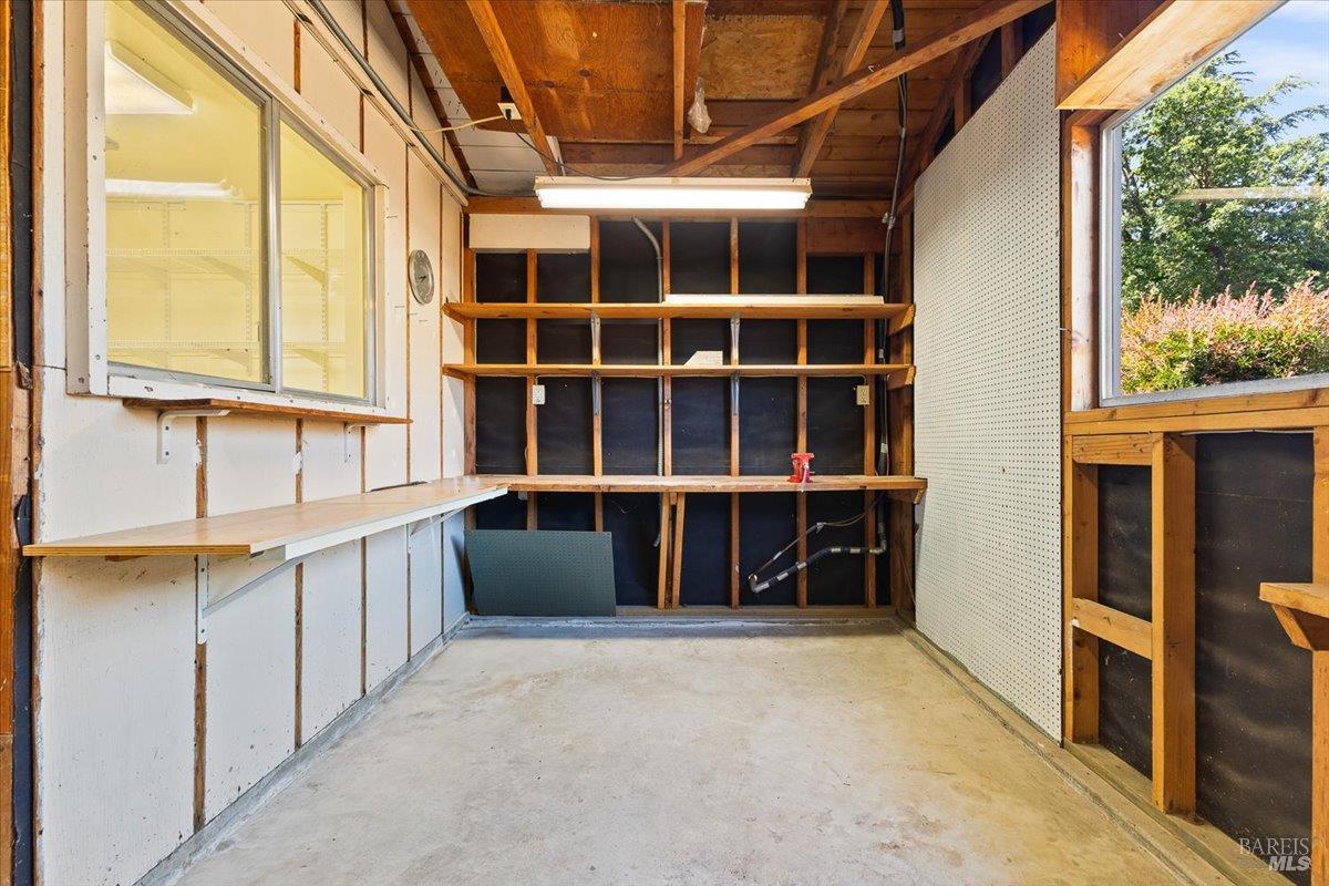 417 Deerfield Circle Santa Rosa, CA 95409 - Photo 29 of 48 Workspace inside garage.