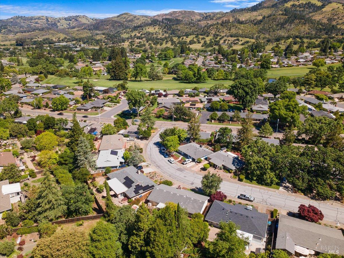 417 Deerfield Circle Santa Rosa, CA 95409 - Photo 41 of 48