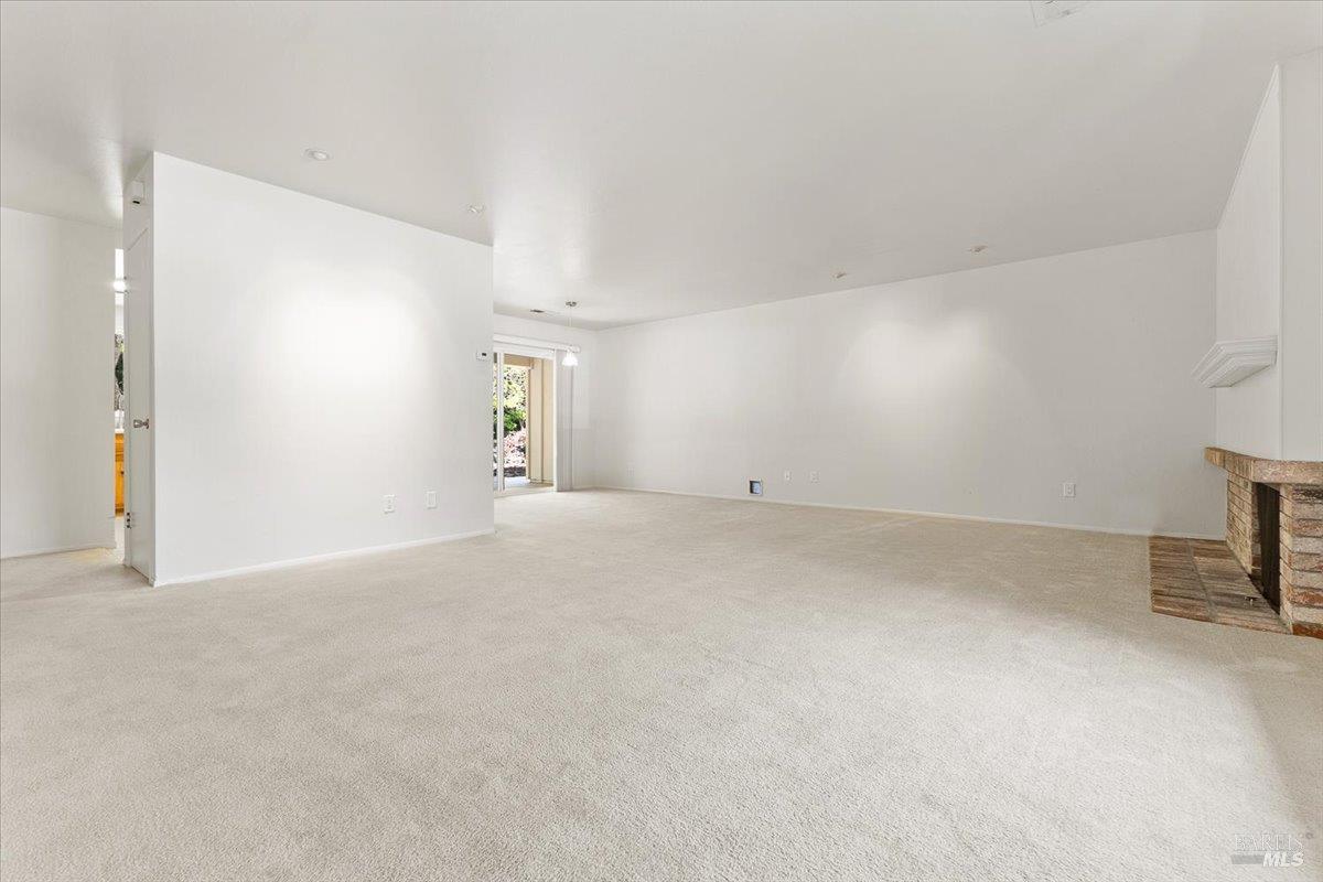 417 Deerfield Circle Santa Rosa, CA 95409 - Photo 5 of 48 Looking into the living room from the front door.