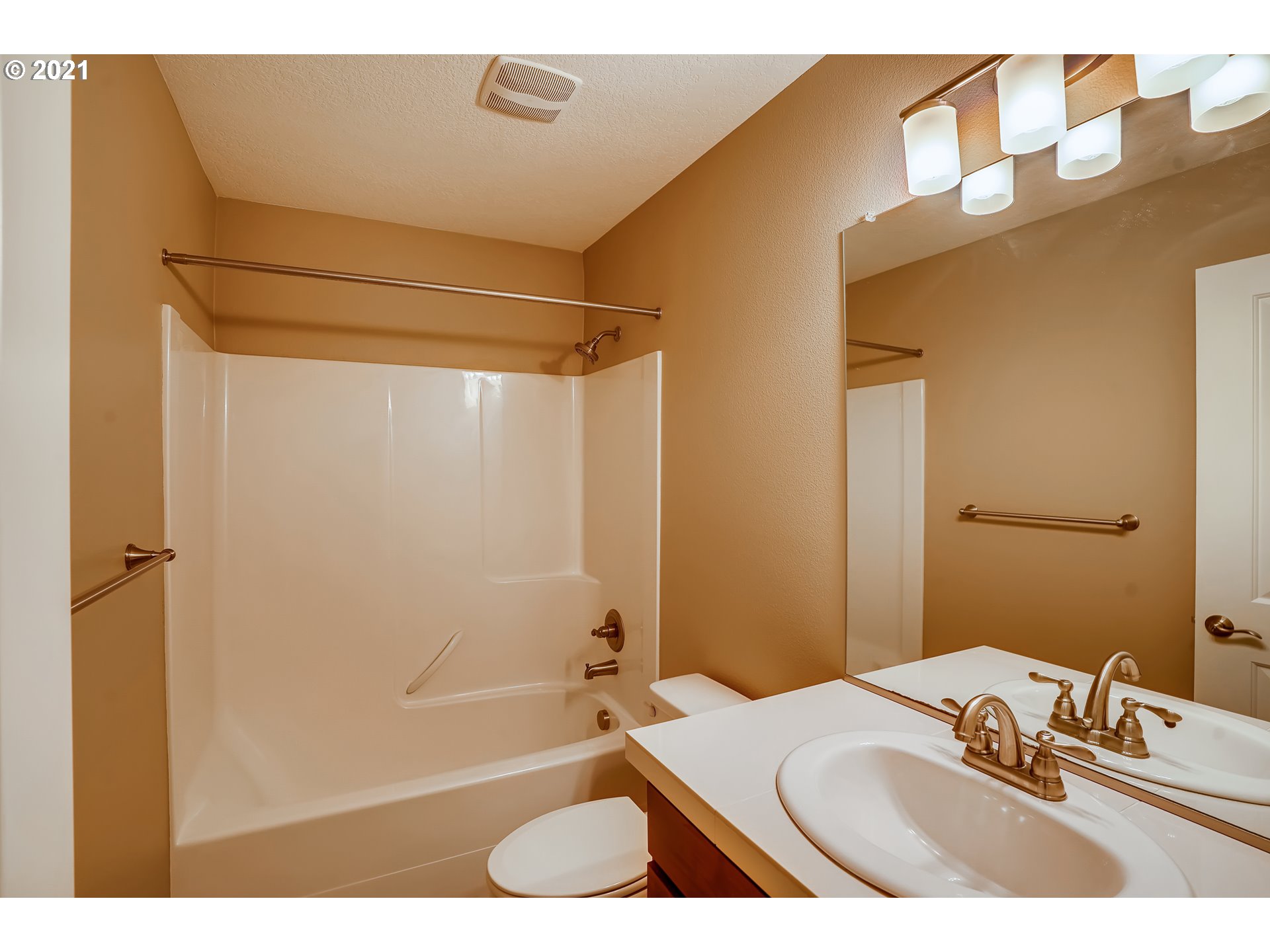 4247 Northwest Sage Loop Camas, WA 98607 - Photo 22 of 32 Gallery Image 22