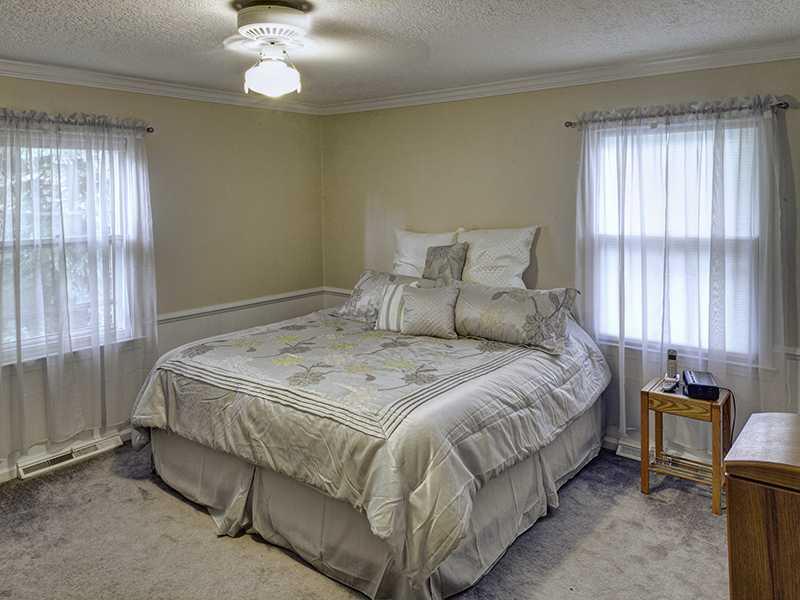 6232 Welham Road Indianapolis, IN 46220 - Photo 13 of 24 Gallery Image 13