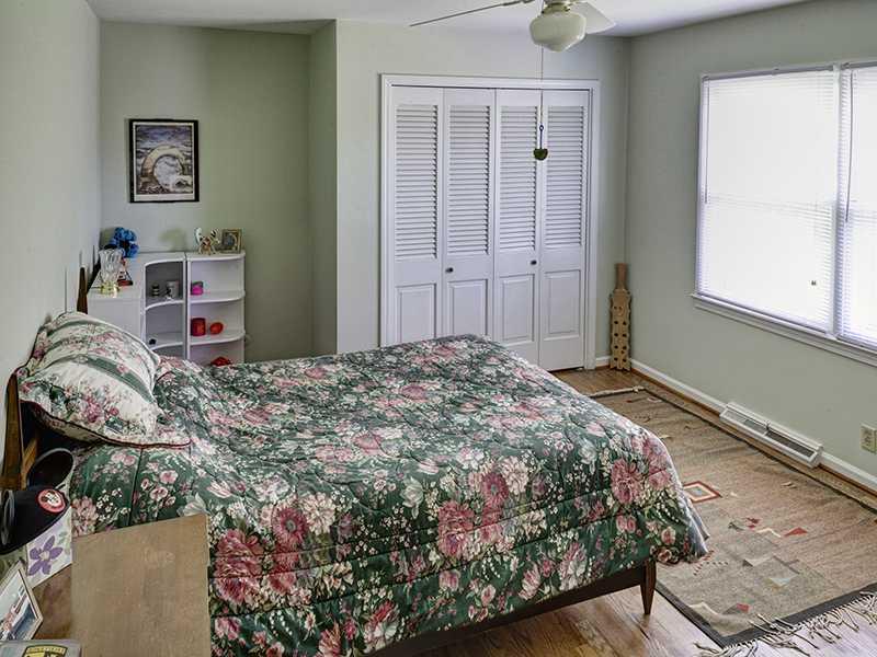 6232 Welham Road Indianapolis, IN 46220 - Photo 18 of 24 Gallery Image 18