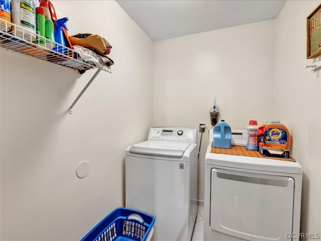 5612 Chatmoss Road Midlothian, VA 23112 - Photo 13 of 23 Laundry Room, shelf
