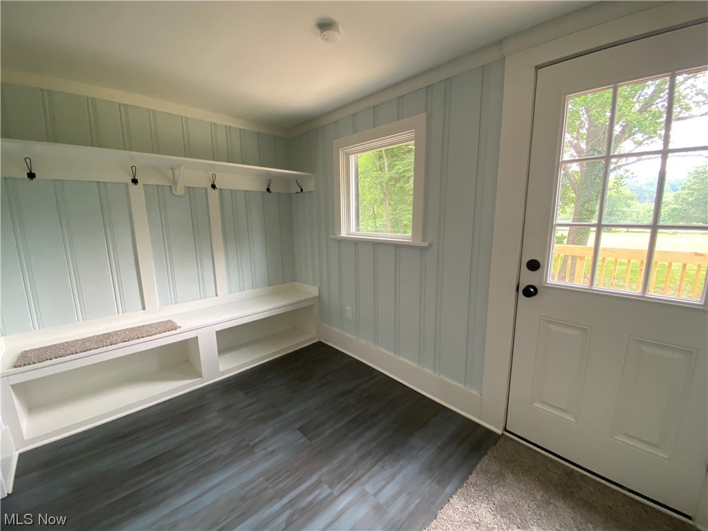 7588 Middle Street Clinton, OH 44216 - Photo 5 of 15