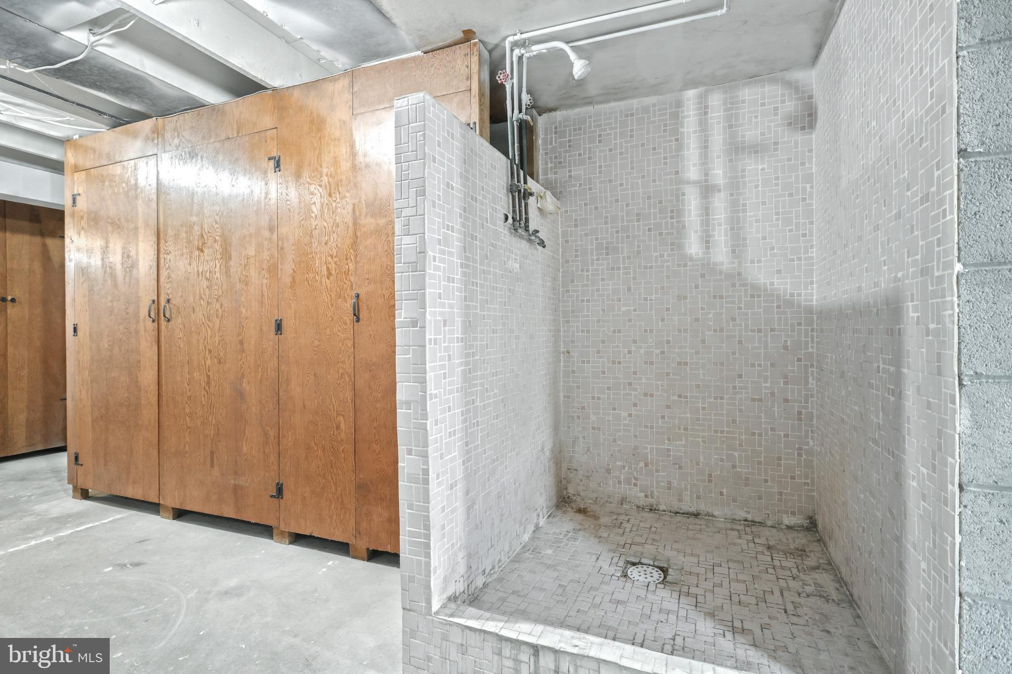 1580 Church Road York, PA 17408 - Photo 20 of 28 Full Shower in the lower level