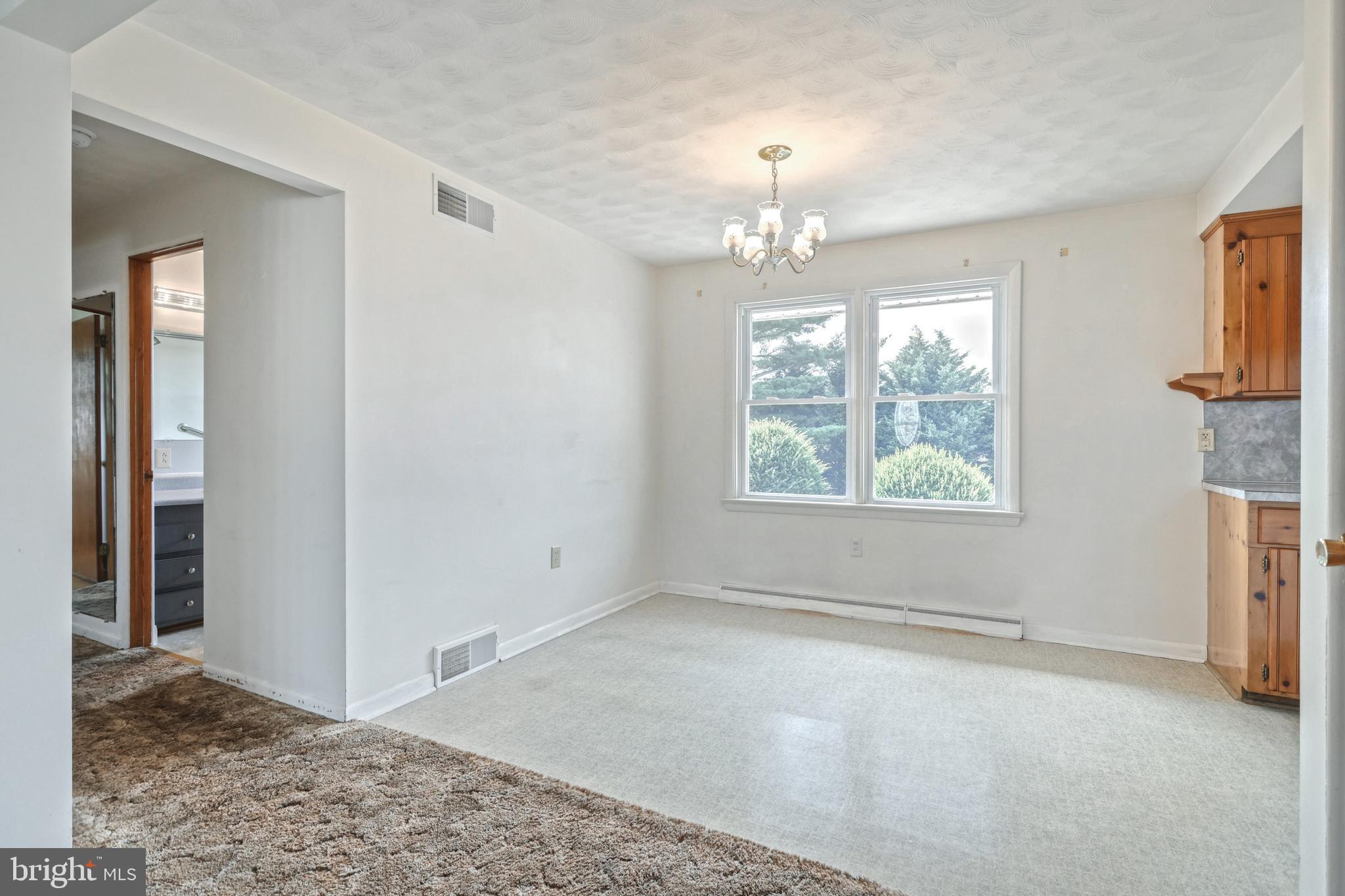 1580 Church Road York, PA 17408 - Photo 9 of 28