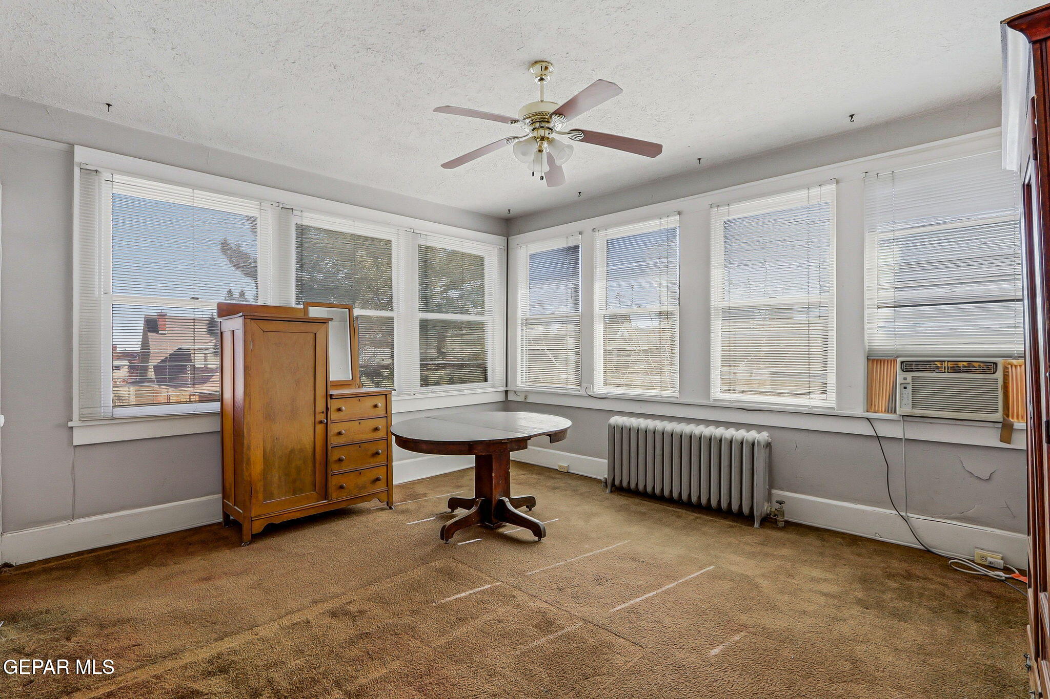 1016 East Rio Grande Avenue, Unit 3 El Paso, TX 79902 - Photo 16 of 31 16-web-or-mls-IMG_2557