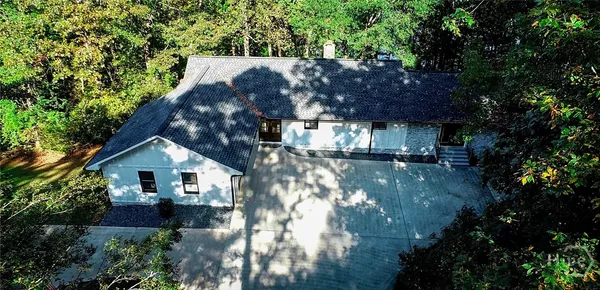 $998,000 | 250 Harbor Heights Circle, Lavonia, GA 30553