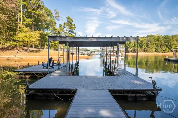 $998,000 | 250 Harbor Heights Circle, Lavonia, GA 30553