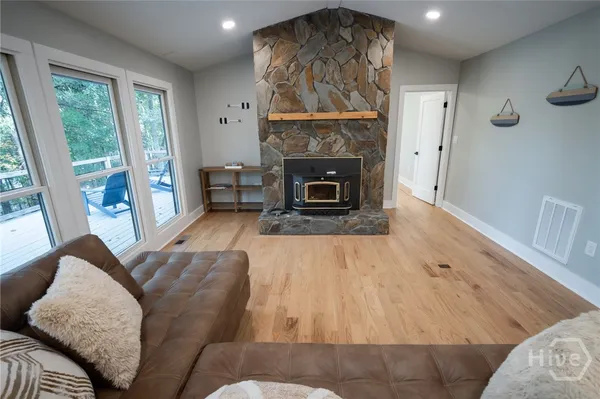 $998,000 | 250 Harbor Heights Circle, Lavonia, GA 30553