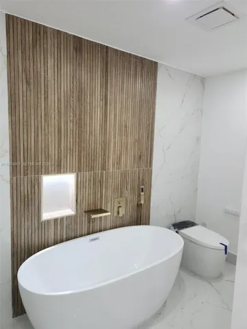 $649,900 | 18450 Northwest 56th Place, Miami Gardens, FL 33055