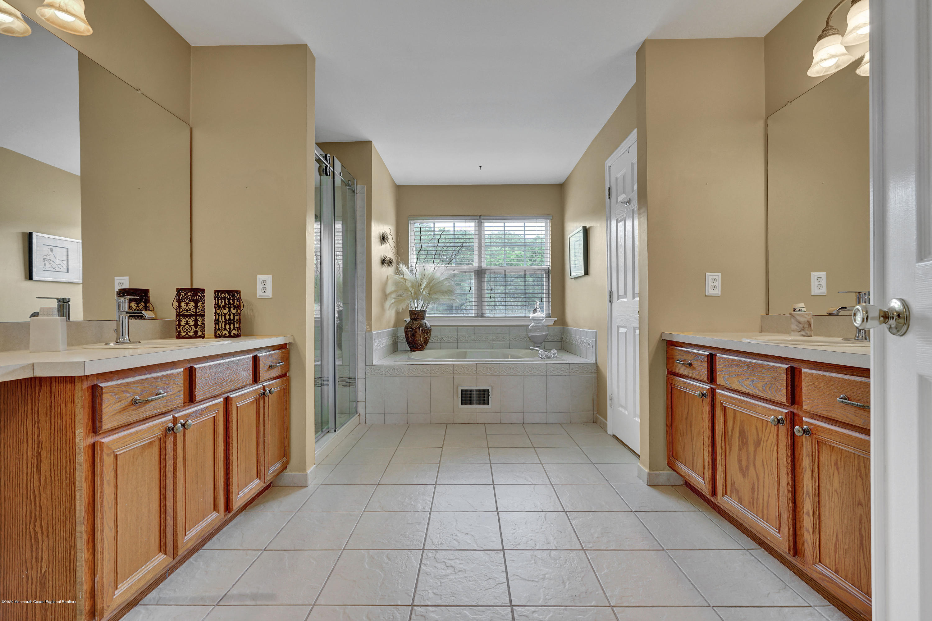 18 Lancaster Way Jackson, NJ 08527 - Photo 48 of 71 048_dsc09413