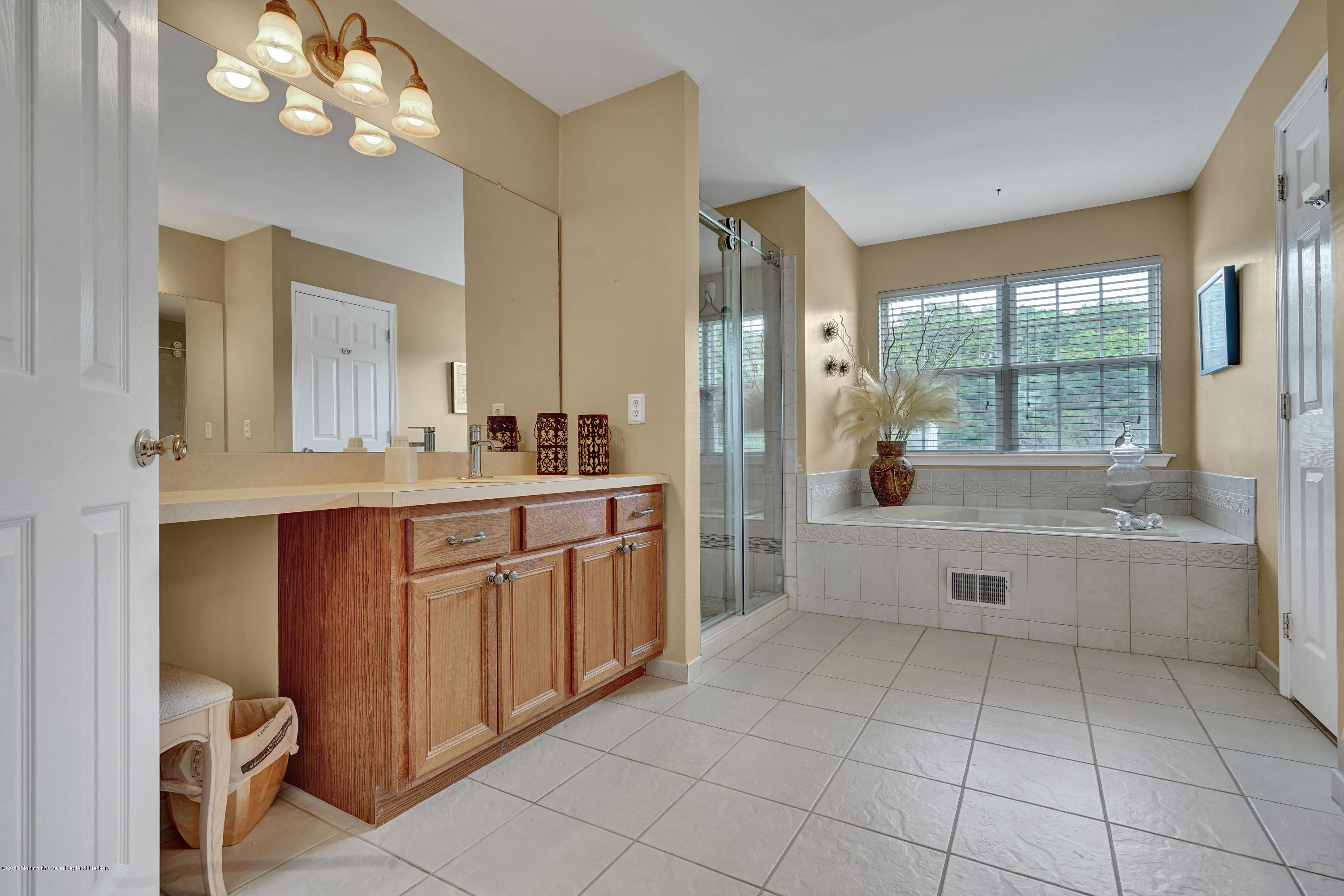 18 Lancaster Way Jackson, NJ 08527 - Photo 49 of 71 049_dsc09418