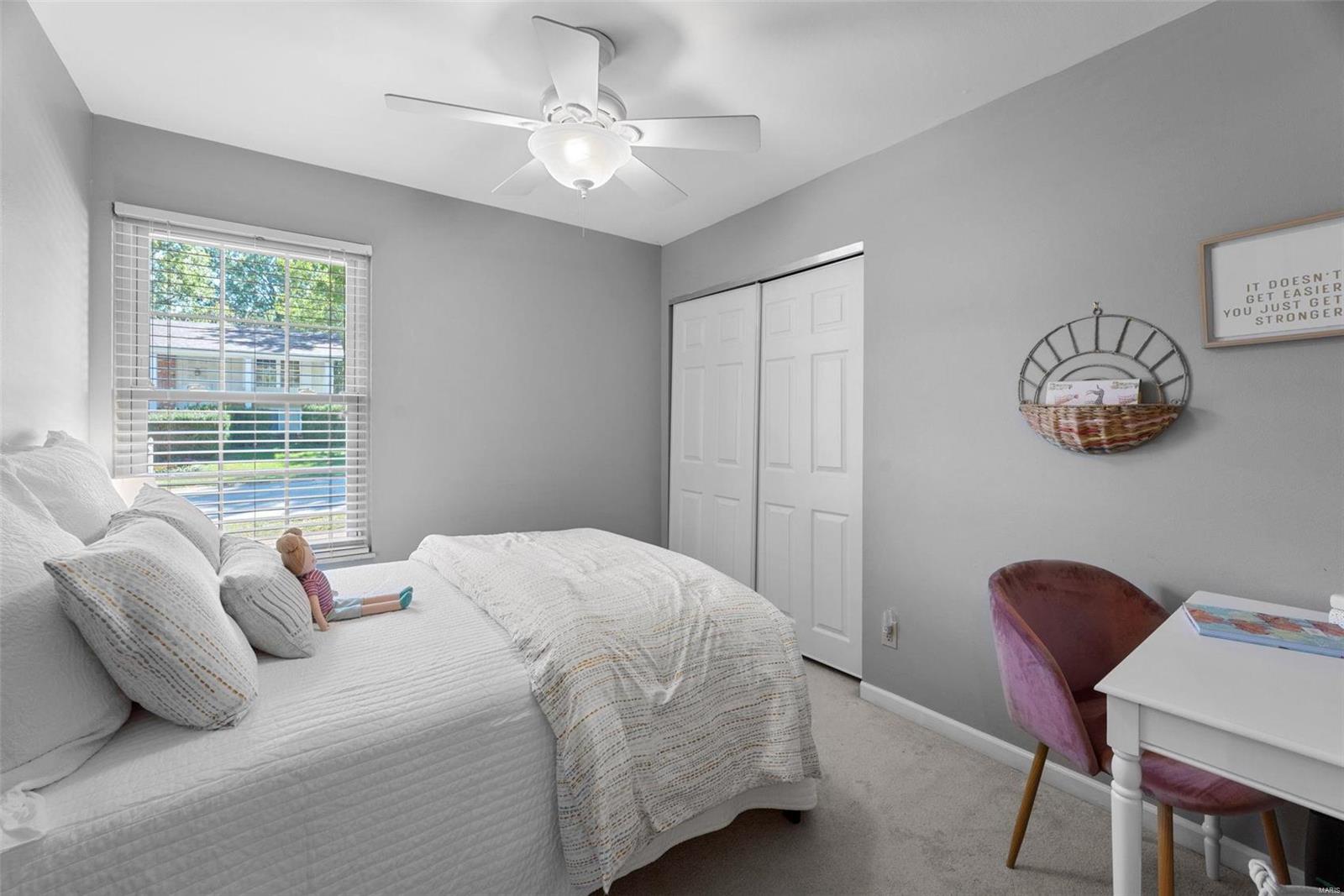 679 Walnut Point Court Ballwin, MO 63021 - Photo 12 of 34