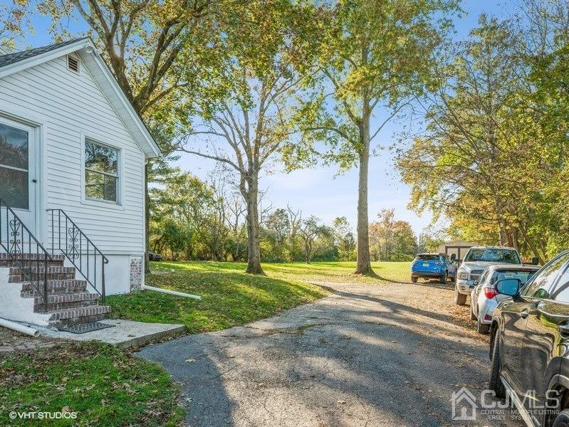 225 Reaville Road Flemington, NJ 08822 - Photo 2 of 40 Gallery Image 2