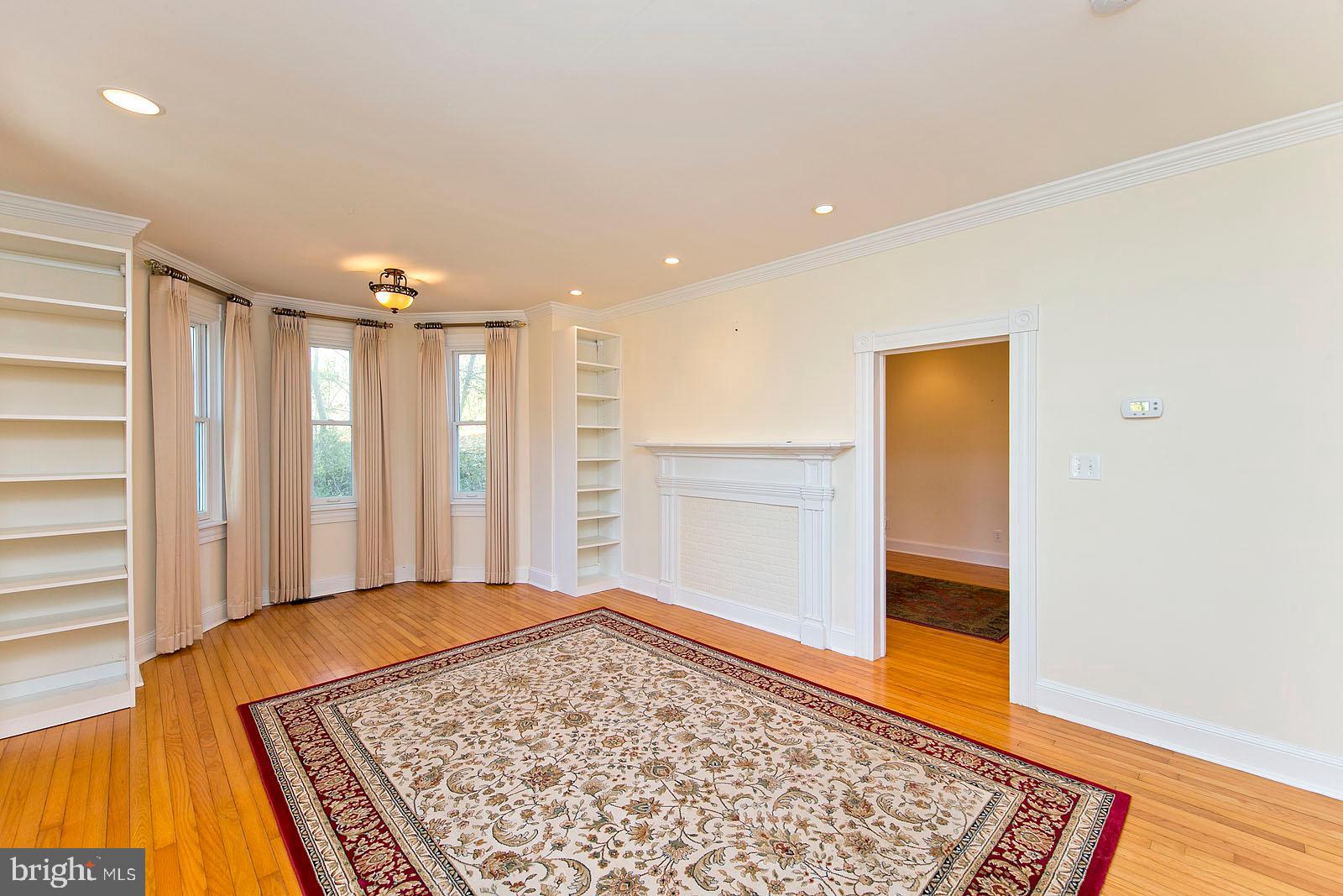 8 Cunningham Lane Boyce, VA 22620 - Photo 12 of 35 View of living room looking from foyer