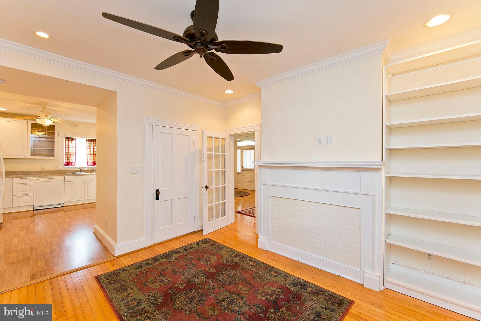 8 Cunningham Lane Boyce, VA 22620 - Photo 15 of 35 Family room off the kitchen also