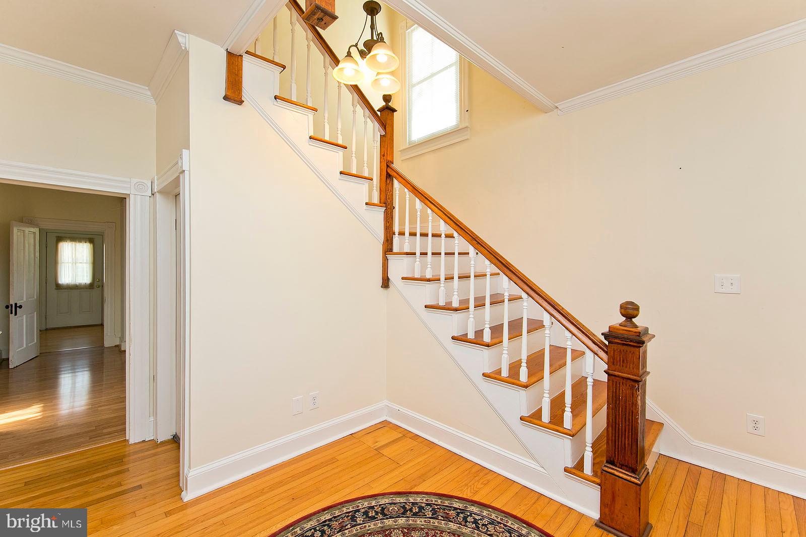 8 Cunningham Lane Boyce, VA 22620 - Photo 8 of 35 Foyer Staircase