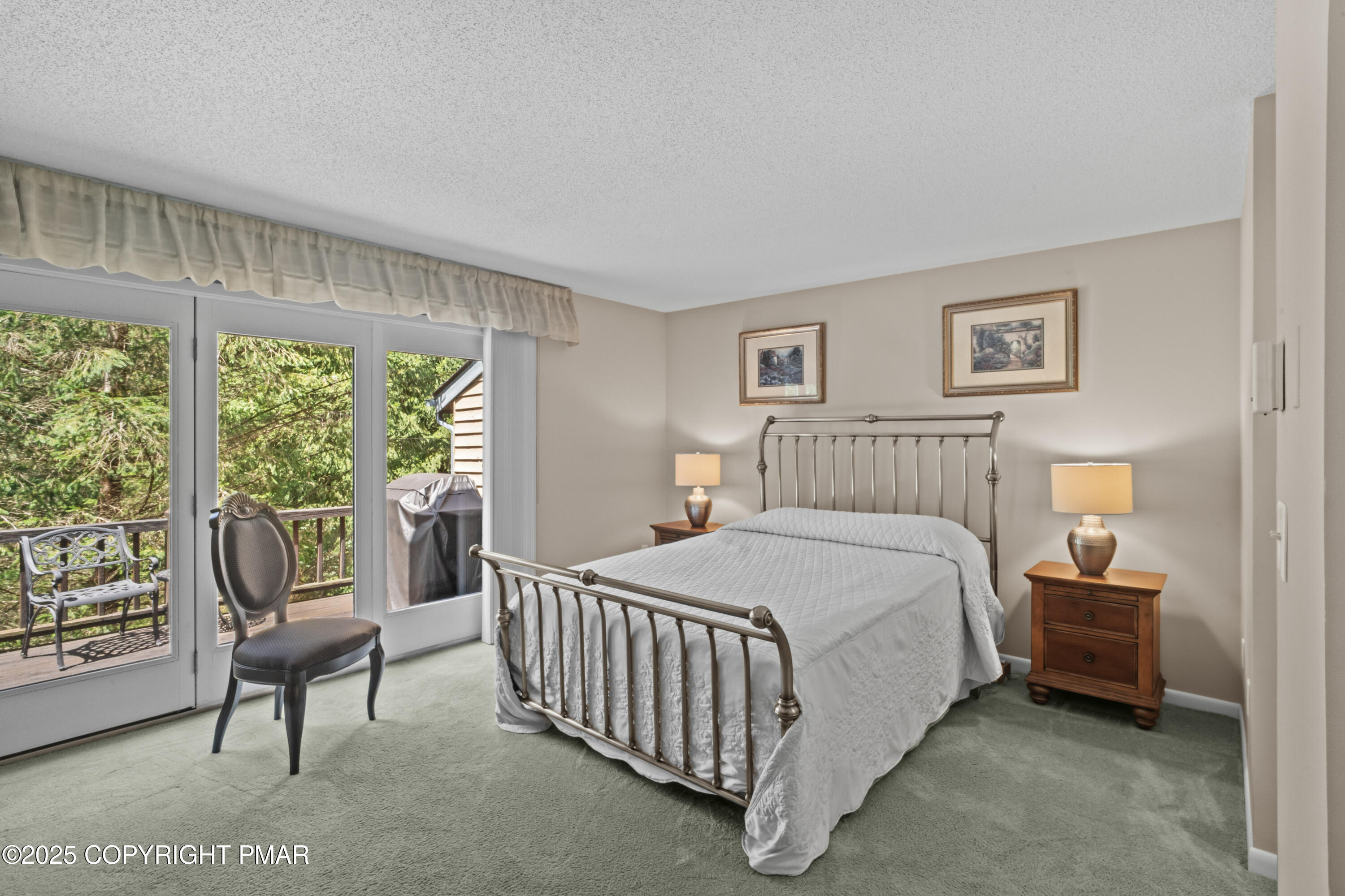 2161 Oak Hill Drive Canadensis, PA 18325 - Photo 18 of 64 Primary bedroom