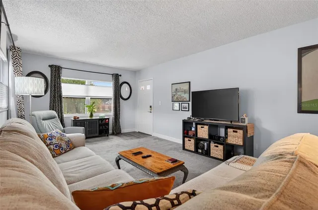 $144,700 | 3740 58th Street North, Unit 110, St. Petersburg, FL 33710